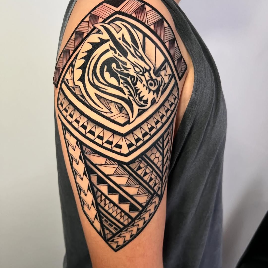 Ricardo — Geometric & Ornamental, CAOS Art Tattoo Santiago